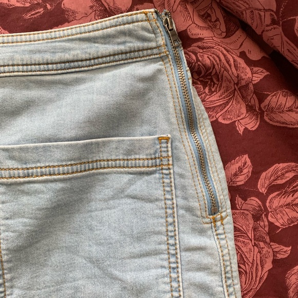 Splendid Split Front Denim Skirt - Picture 5 of 12